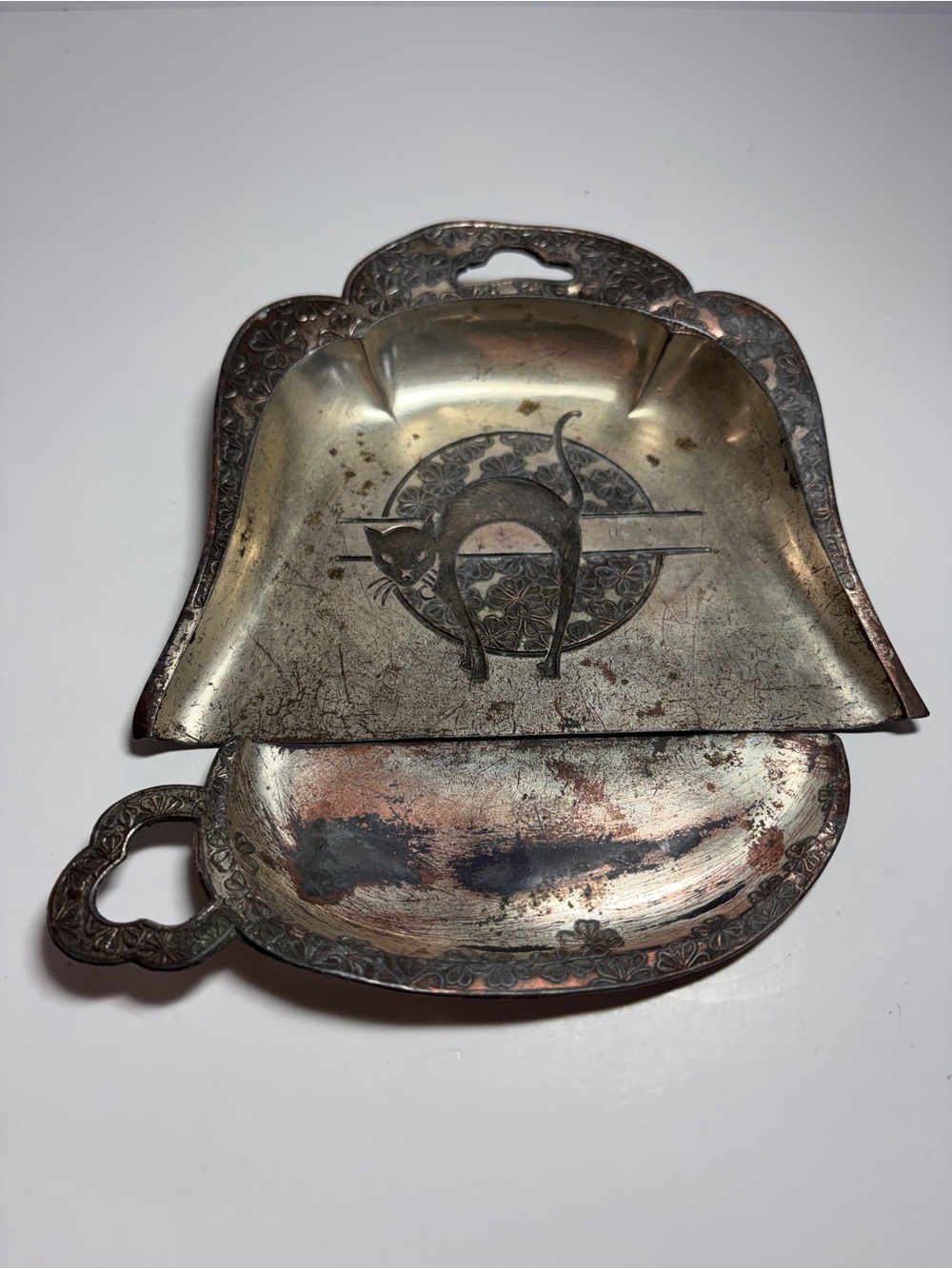 Vintage 2 Pc. Silent Butler Crumb Catcher Table Dustpan Etched Cat Design Japan
